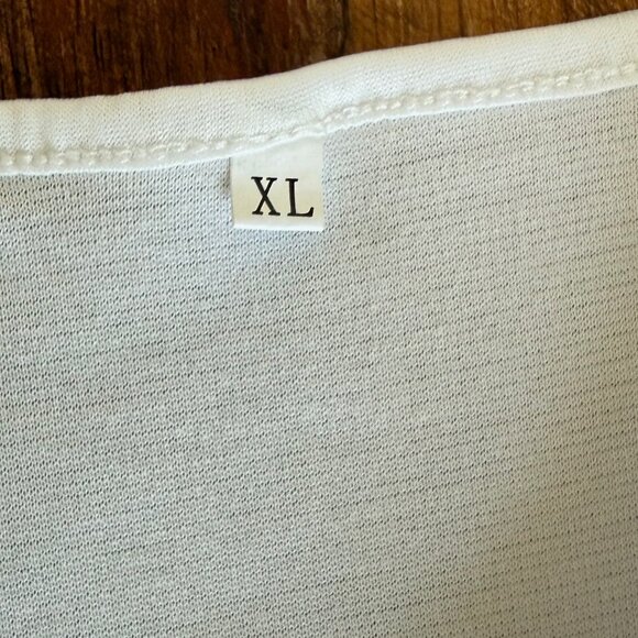 White and Gold Egyptian Print Long Sleeve Mini Dress Size XL - Picture 4 of 5